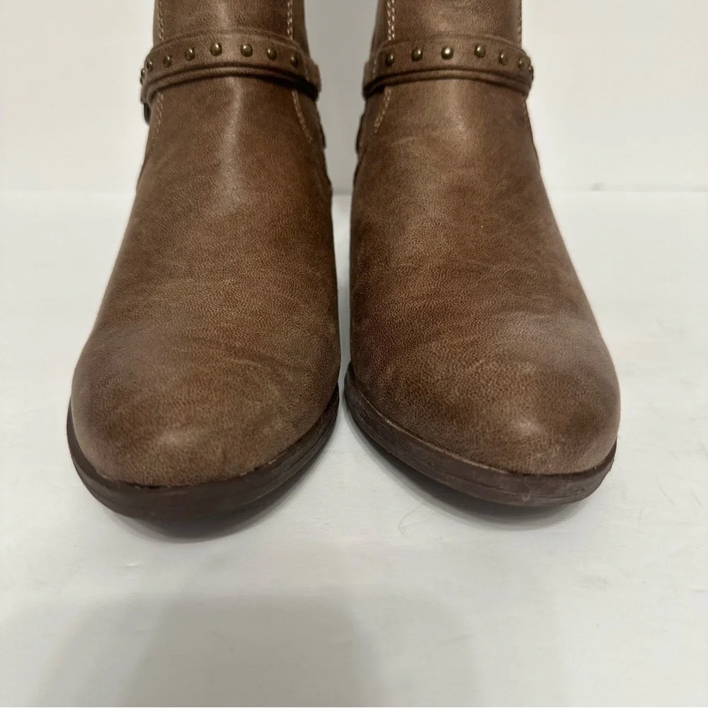 stylish brown